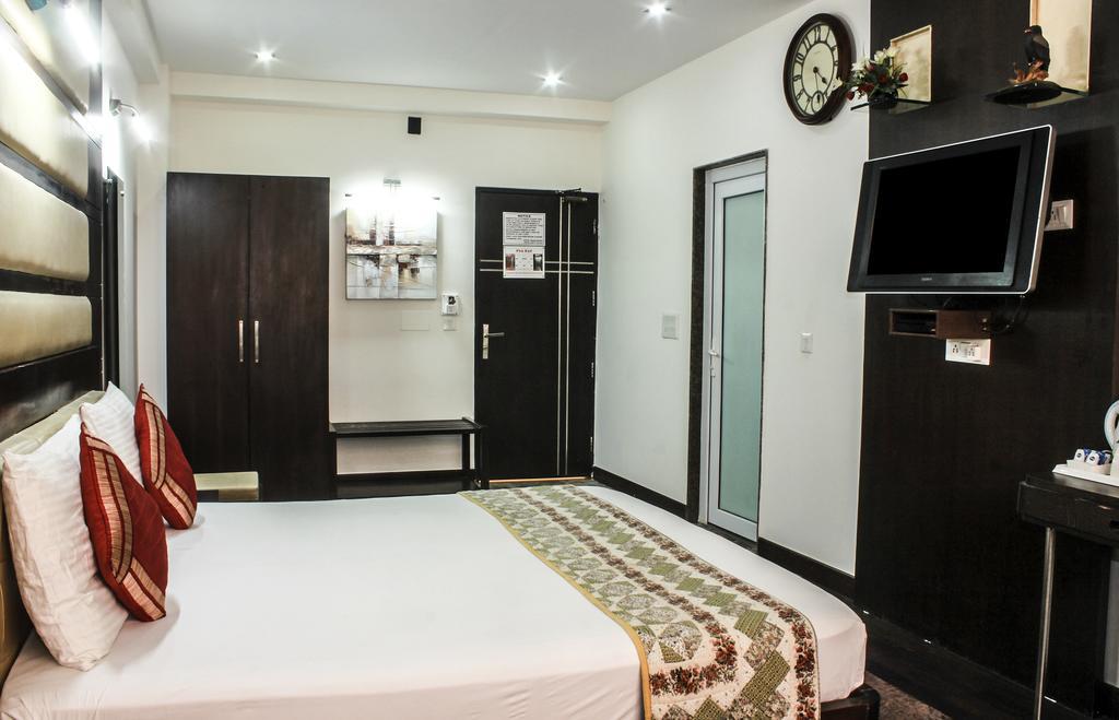 Hotel Arpit Palace Delhi  Exteriör bild