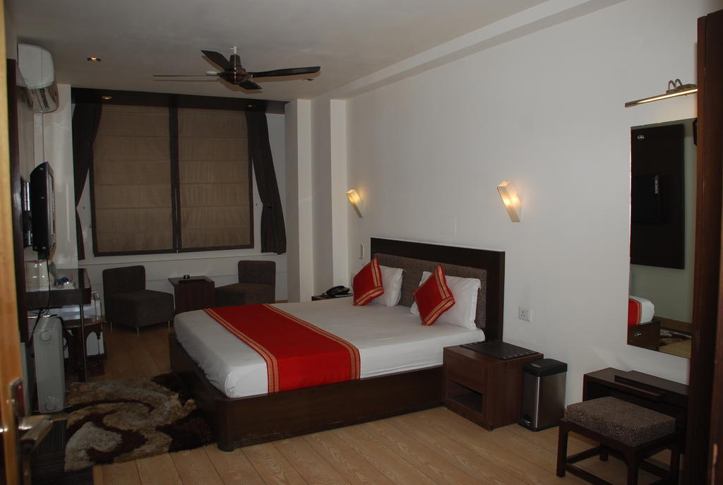 Hotel Arpit Palace Delhi  Exteriör bild